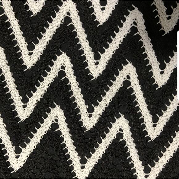 Alfred Dunner Tiered Top Black White Zig Zag Size 3X - Picture 5 of 9